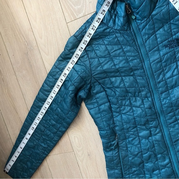 The North Face Women’s Puffer Jacket in Light Blue Size S - Picture 3 of 14